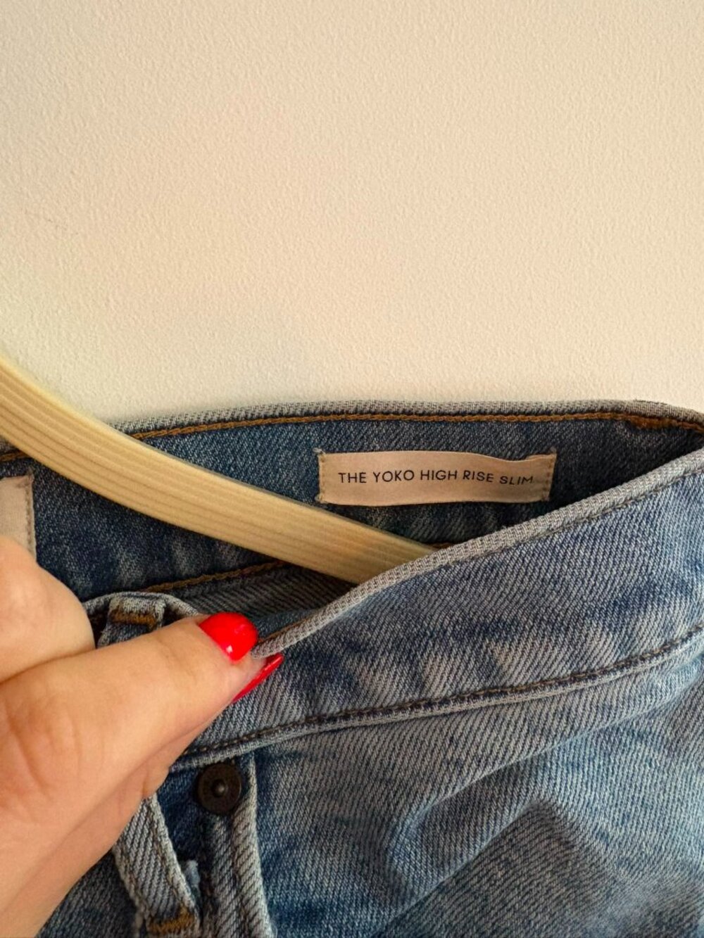 Aritzia Denim Forum The Yoko High Rise Slim Jeans | Light Wash | Size 27 - Picture 4 of 4